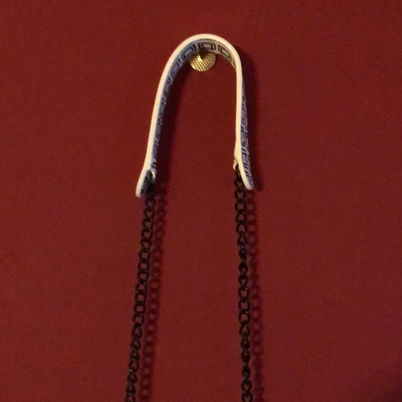 **SOLD**. Crossbody Bag - Picture 4 of 8